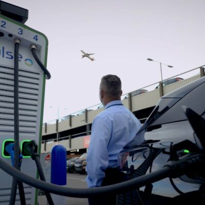 bp pulse Gatwick fleet charging hub